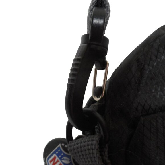 Versatile NFL Steelers Fanny pack belt loops carabiner cross body strap purse - Picture 3 of 5